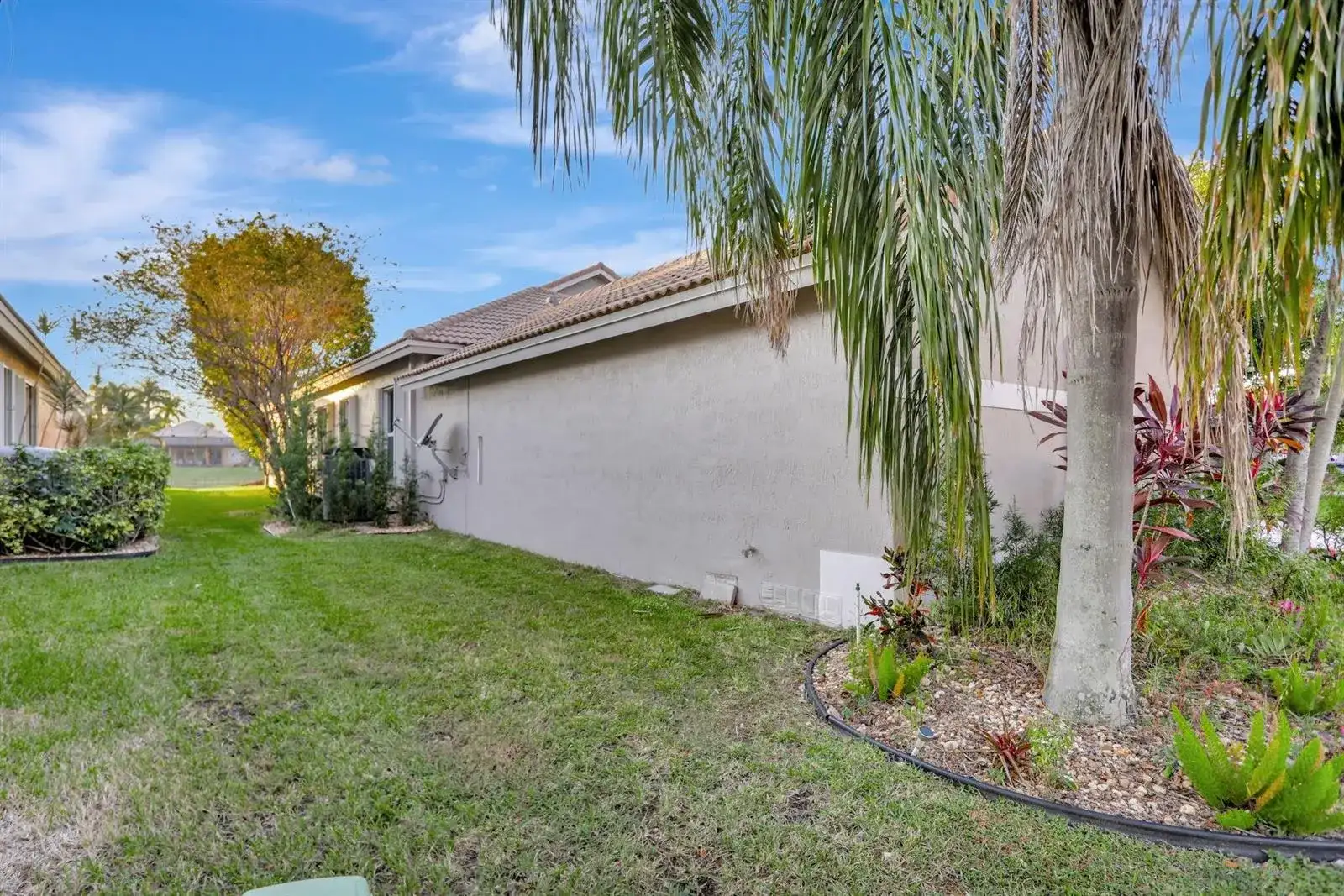 6355 NW 107th Terrace, Parkland FL 33076 photo 4