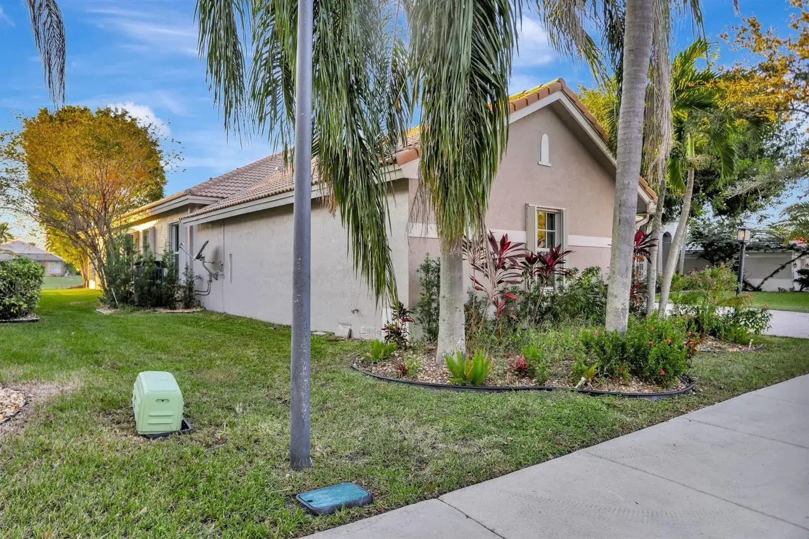 6355 NW 107th Terrace, Parkland FL 33076 photo 5