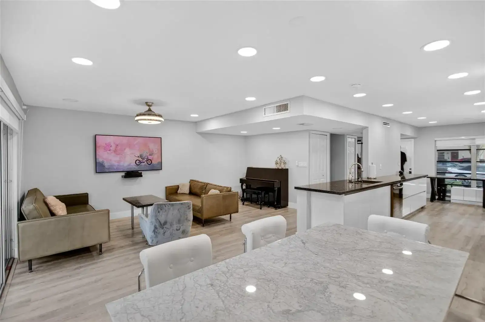 3331 Farragut Street # 8d, Hollywood FL 33021 photo 5