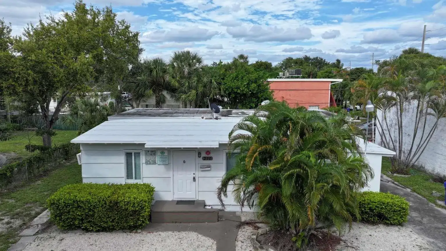 211 SW 2nd Court, Pompano Beach FL 33060 photo 3