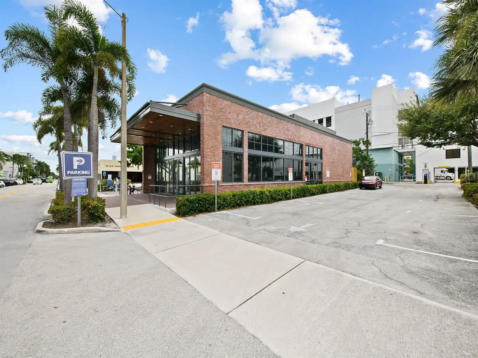 50 SE 4th Avenue, Delray Beach FL 33483 photo 3