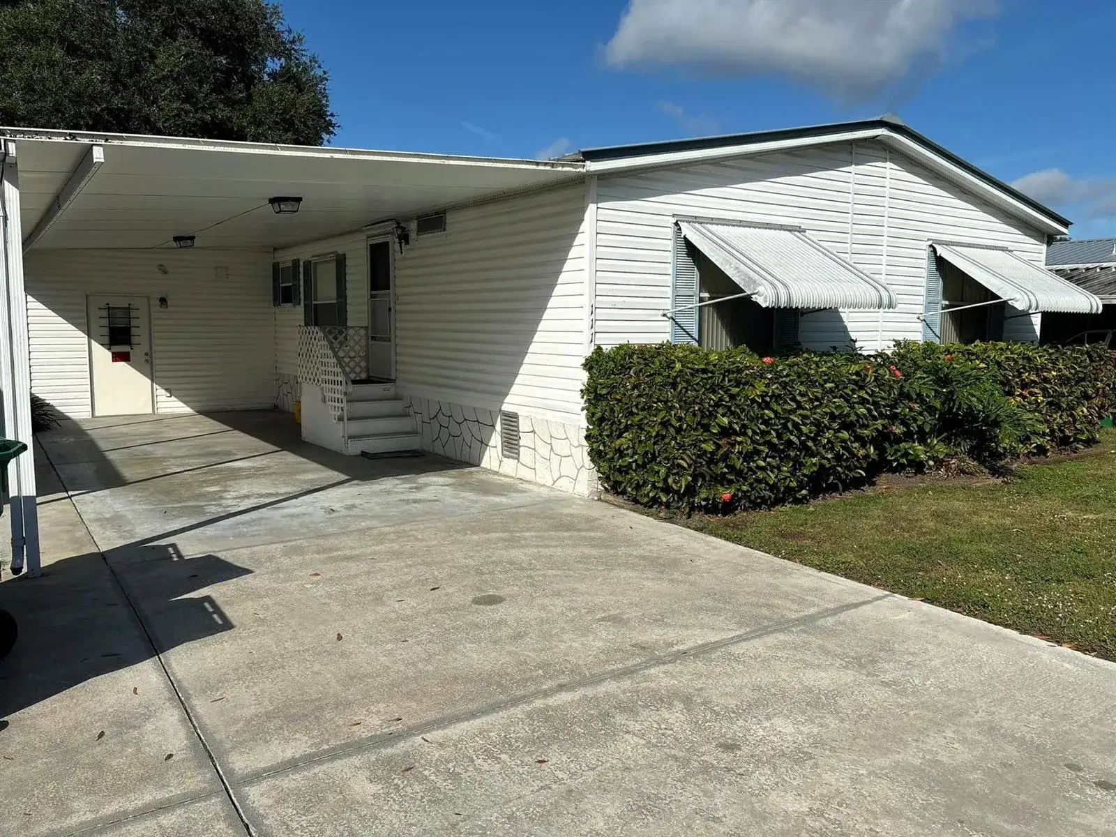 111 NE 8th Avenue, Okeechobee FL 34972 photo 2