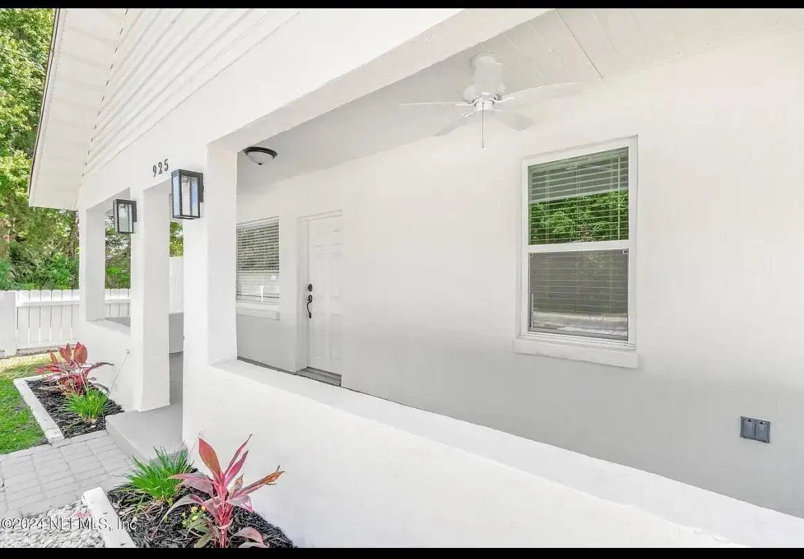 925 S St. John Street, FL 32084 photo 2