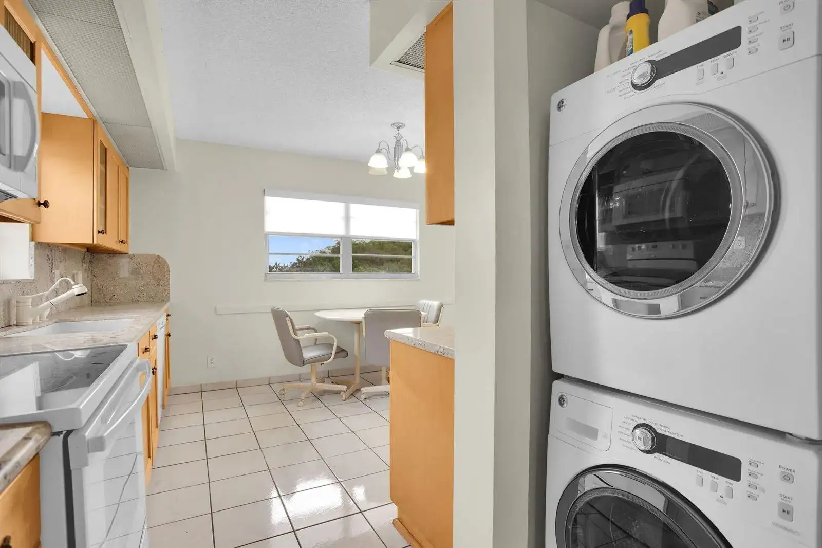 1605 Abaco Drive # M4, Coconut Creek FL 33066 photo 2