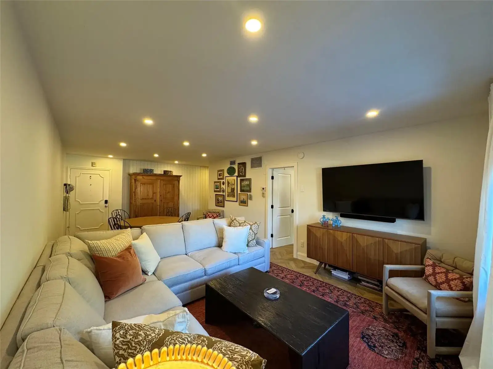 9 NE 19th Court # 211C, Wilton Manors FL 33305 photo 2