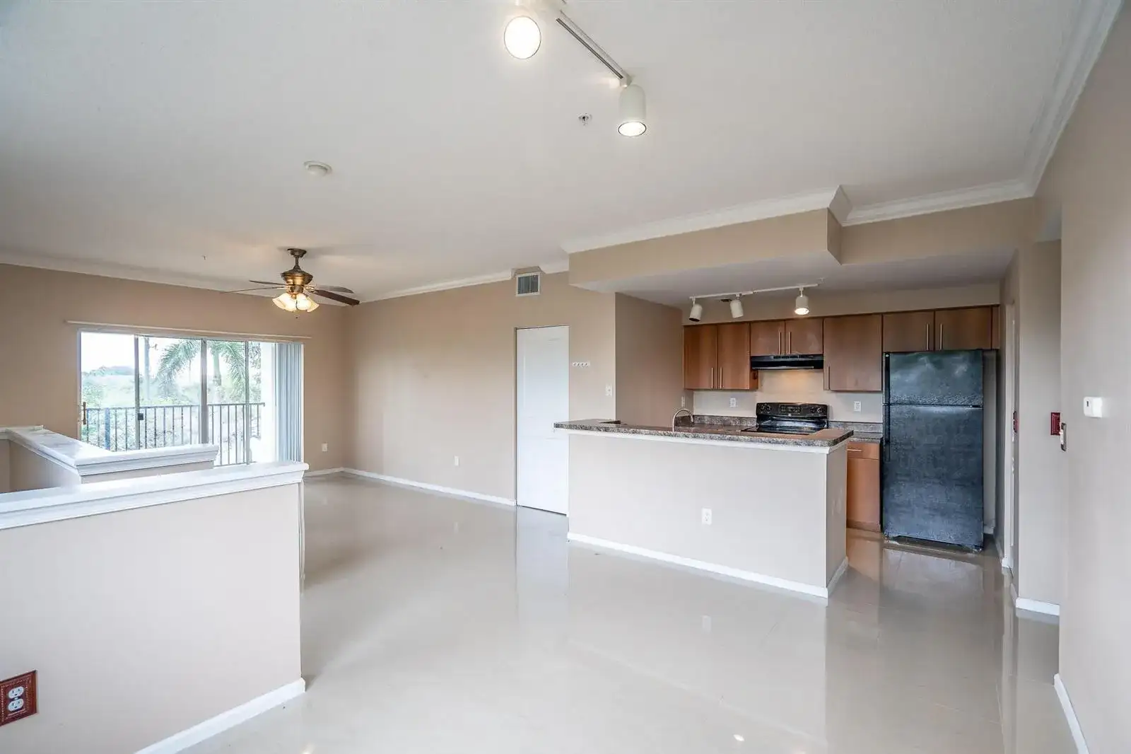 5800 W Sample Road # 308, Coral Springs FL 33067 photo 4