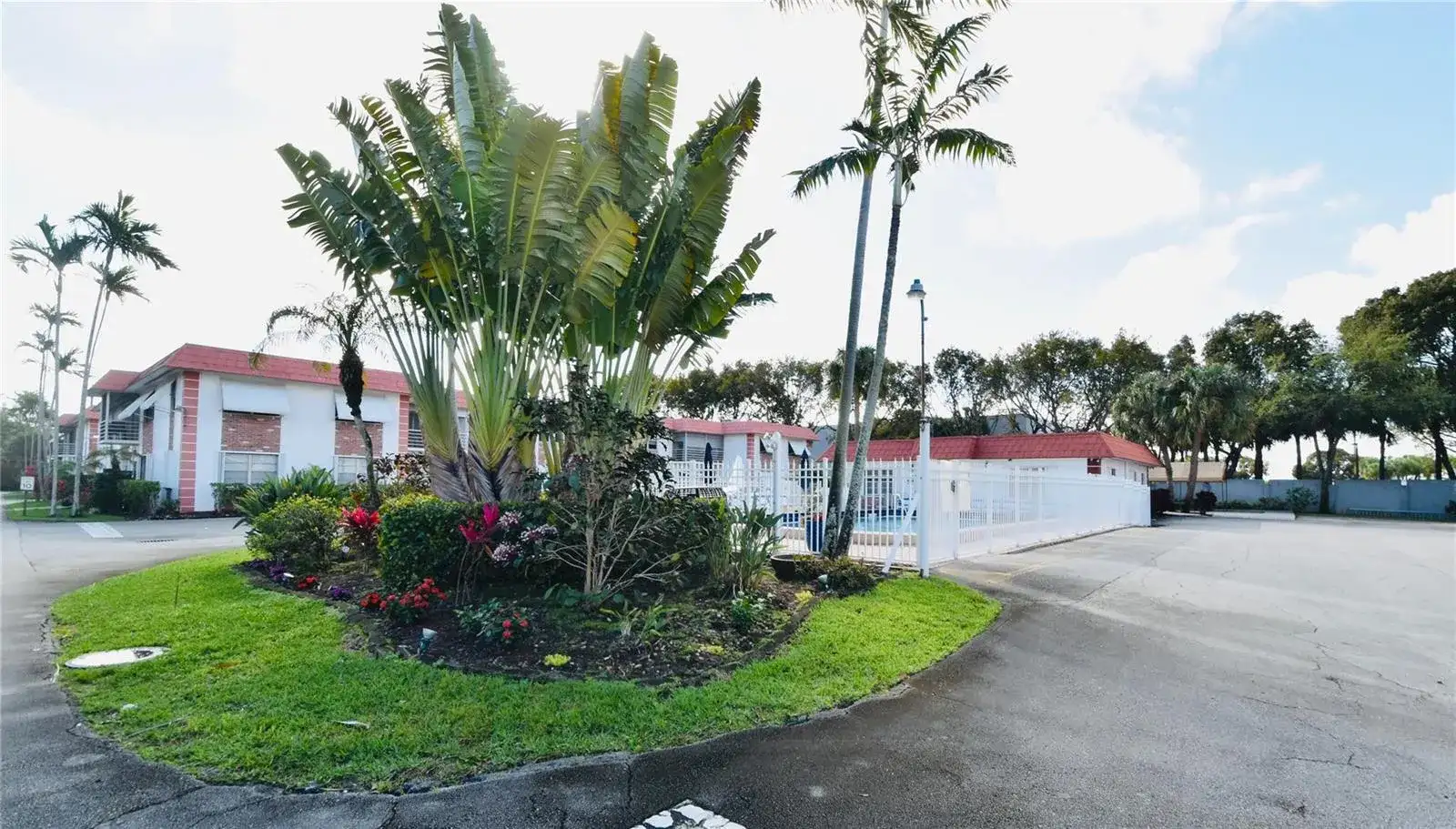 3550 NW 8th Avenue # 810, Pompano Beach FL 33064 photo 3
