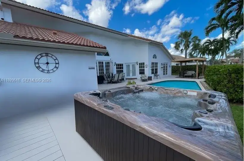 6953 Columbia Court, Margate FL 33063 photo 4