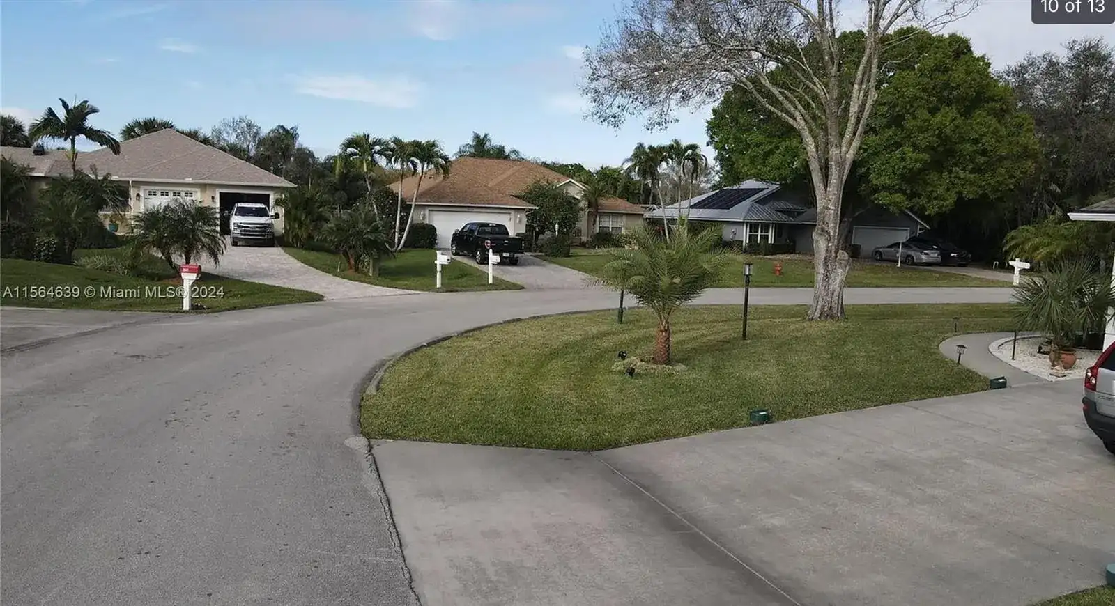 755 38th Court, Vero Beach FL 32968 photo 3