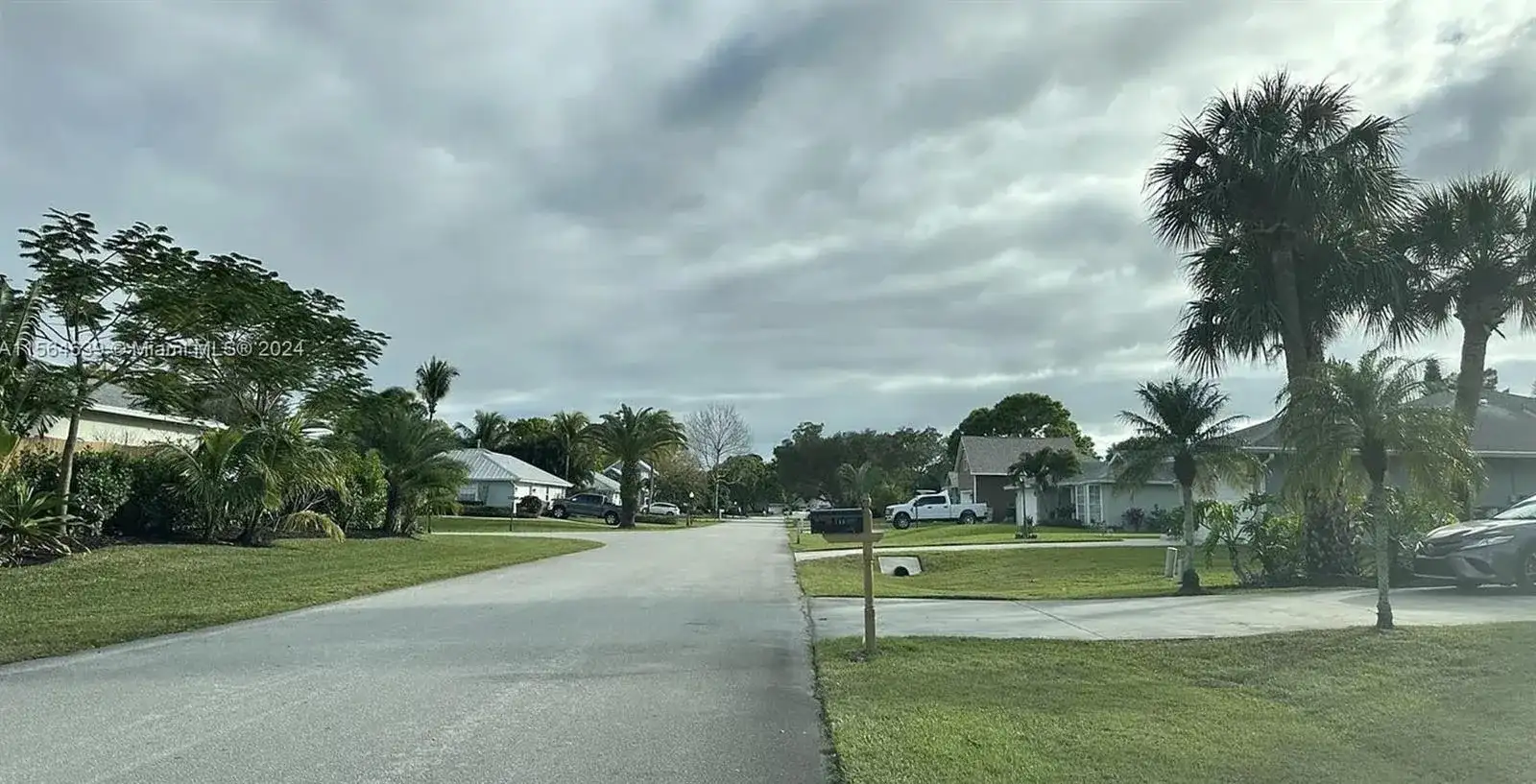 755 38th Court, Vero Beach FL 32968 photo 4