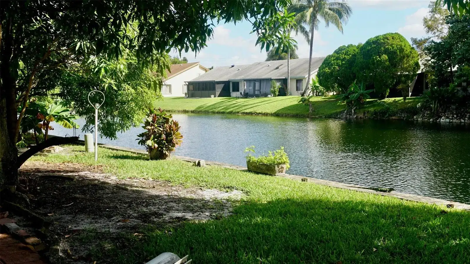 5908 NW 81st Avenue, Tamarac FL 33321 photo 5