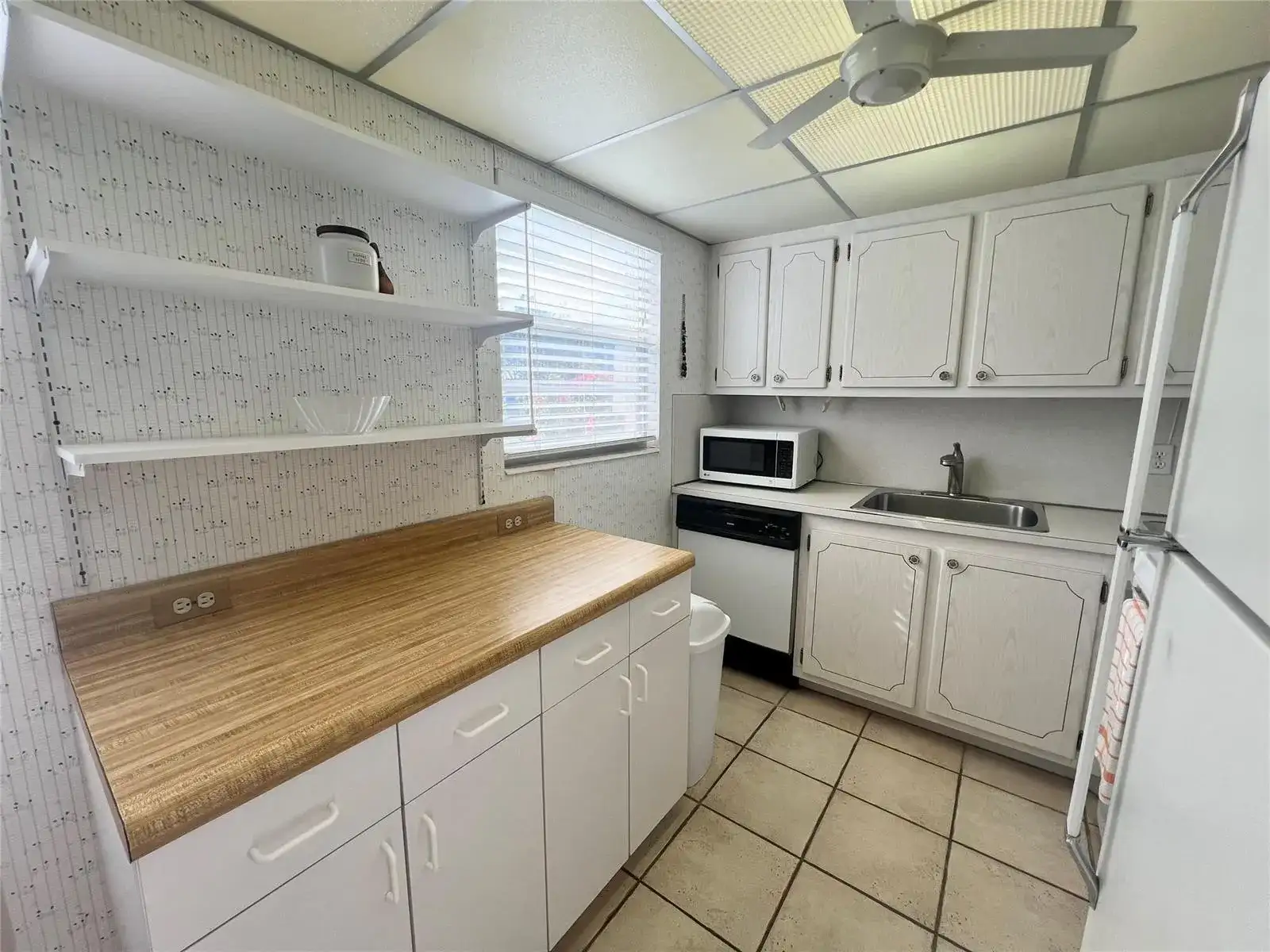 244 Farnham K # 244, Deerfield Beach FL 33442 photo 2