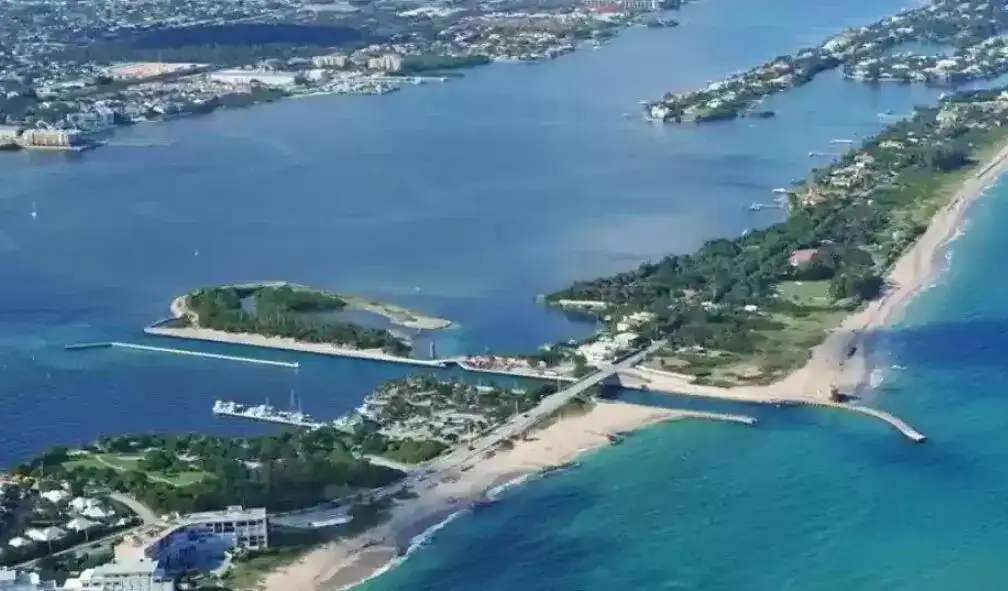 4020 S Ocean Boulevard, Manalapan FL 33462 photo 3