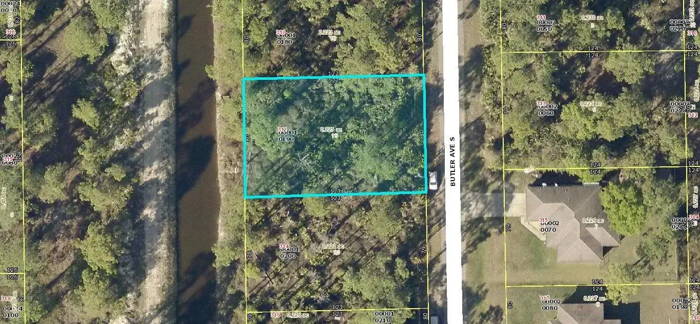 312 Butler Avenue S, Lehigh Acres FL 33974 photo 3