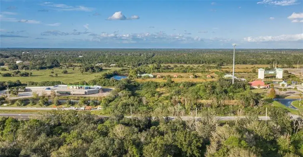 9555 Mesa Park Boulevard, Fellsmere FL 32948 photo 3