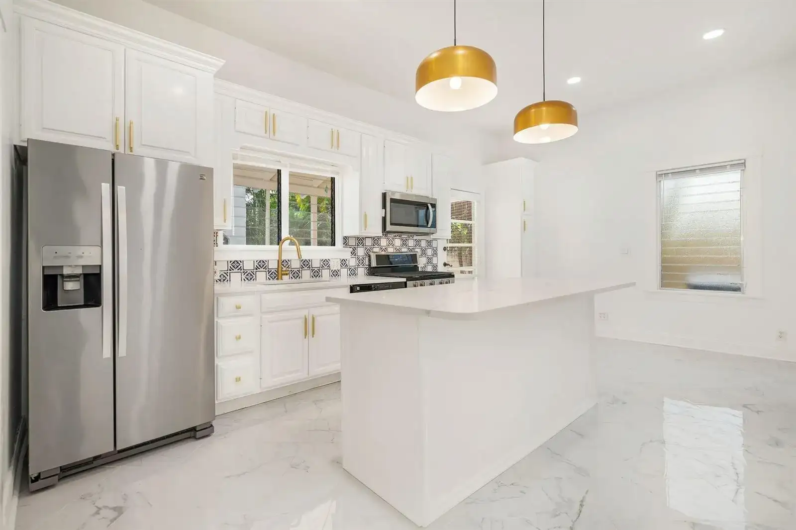 232 Rugby Road, West Palm Beach FL 33405 photo 4