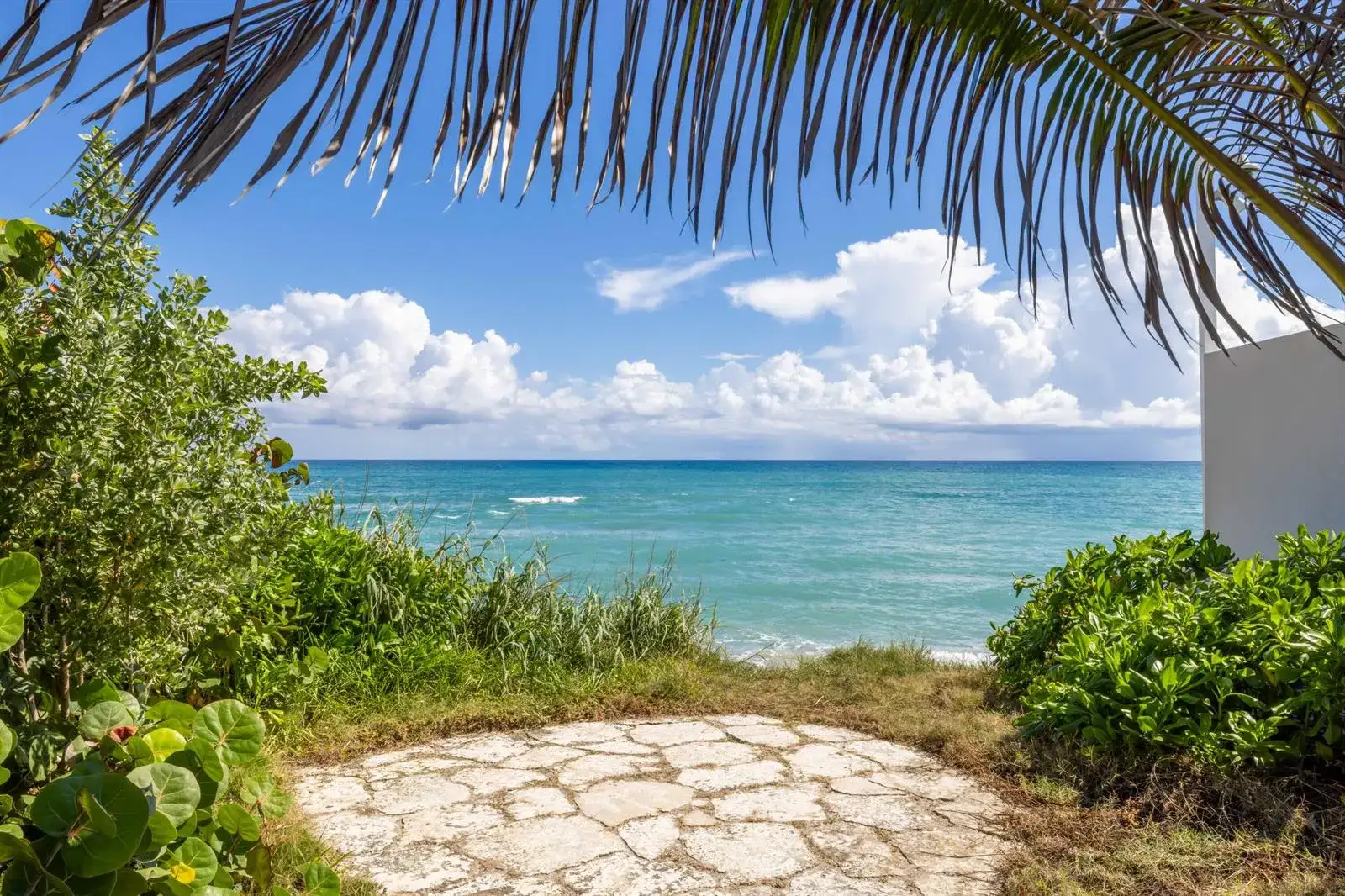 1048 S Ocean Boulevard, Palm Beach FL 33480 photo 4