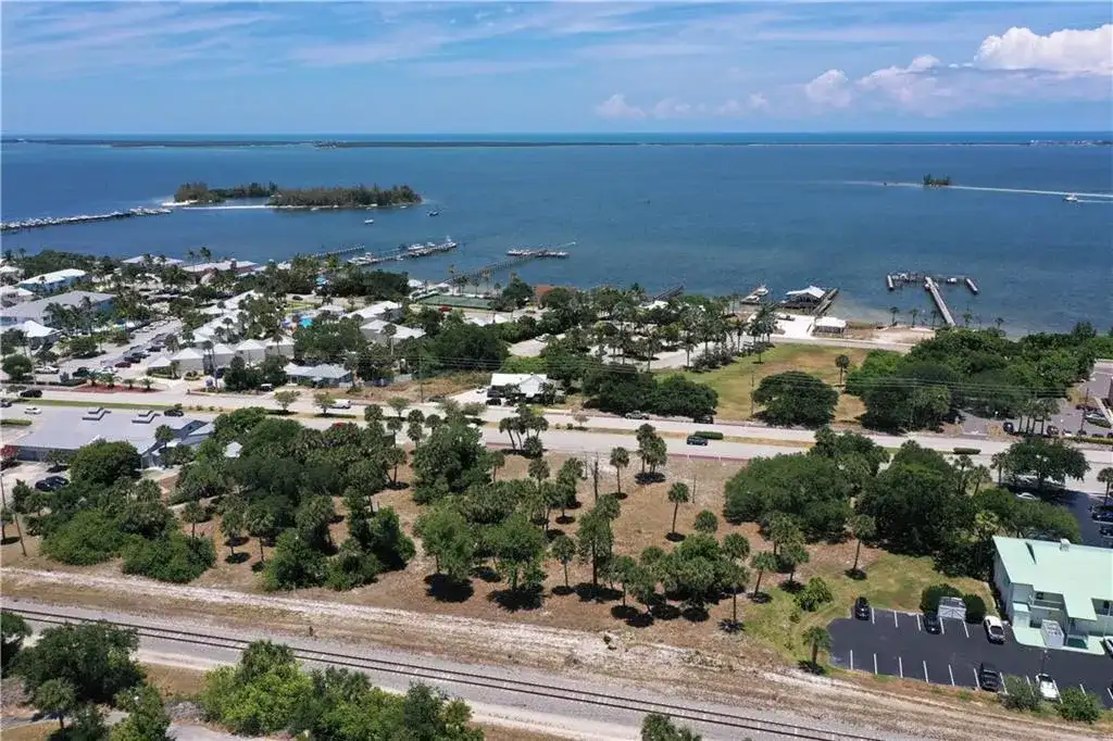 1531 Us Highway 1 Highway, Sebastian FL 32958 photo 4