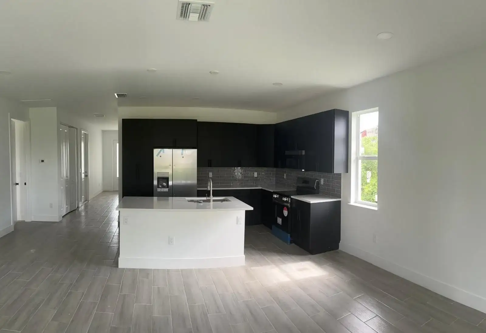 136 Lomas Rd Road, FL 33947 photo 2