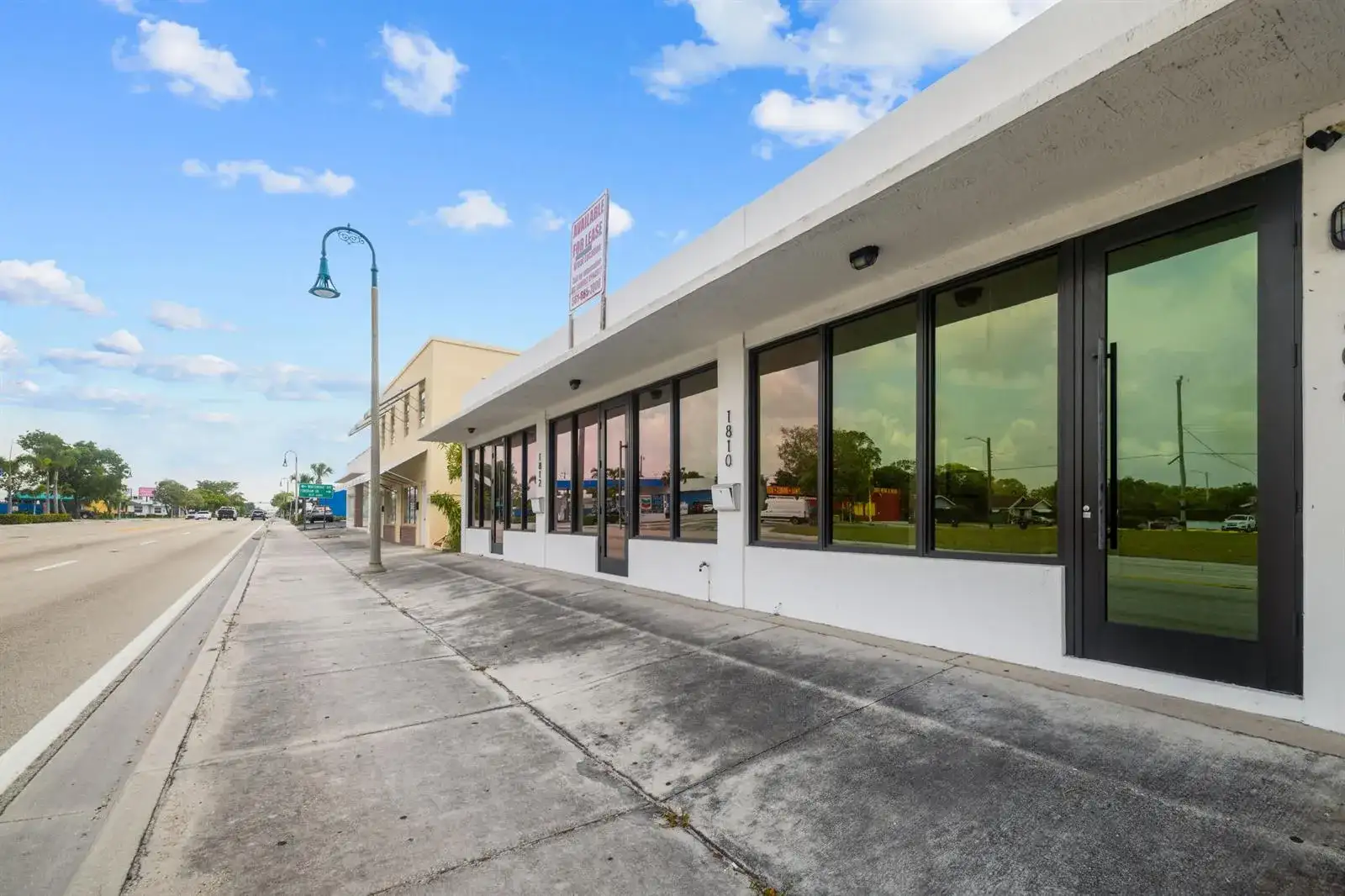 1808/1810 N Dixie Highway, FL 33460 photo 3