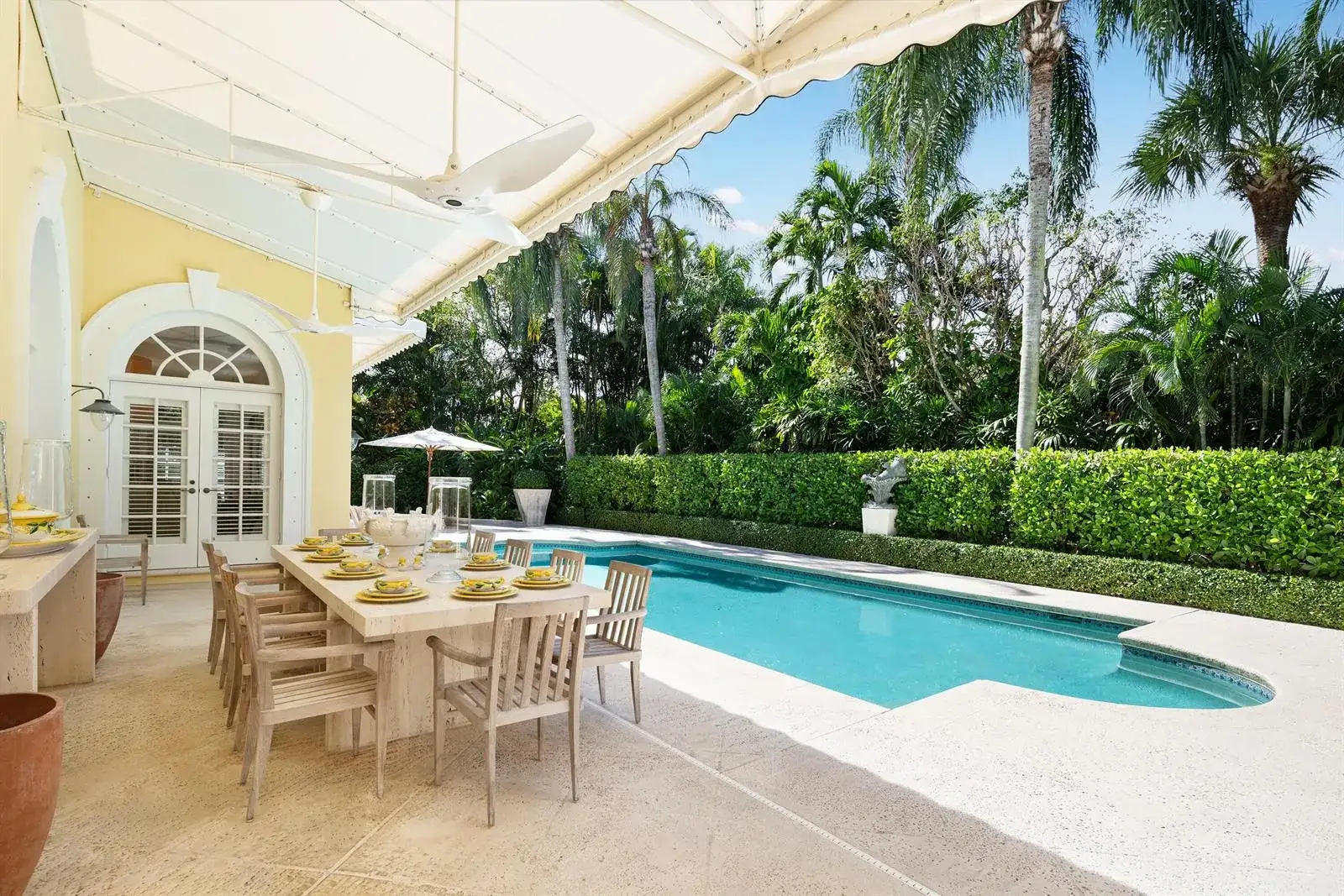 510 N Lake Way, Palm Beach FL 33480 photo 3