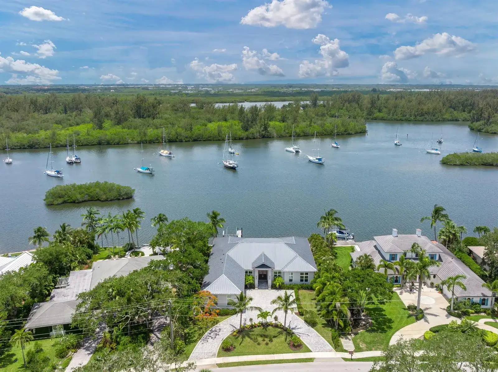 3937 Indian River Drive E, Vero Beach FL 32963 photo 2