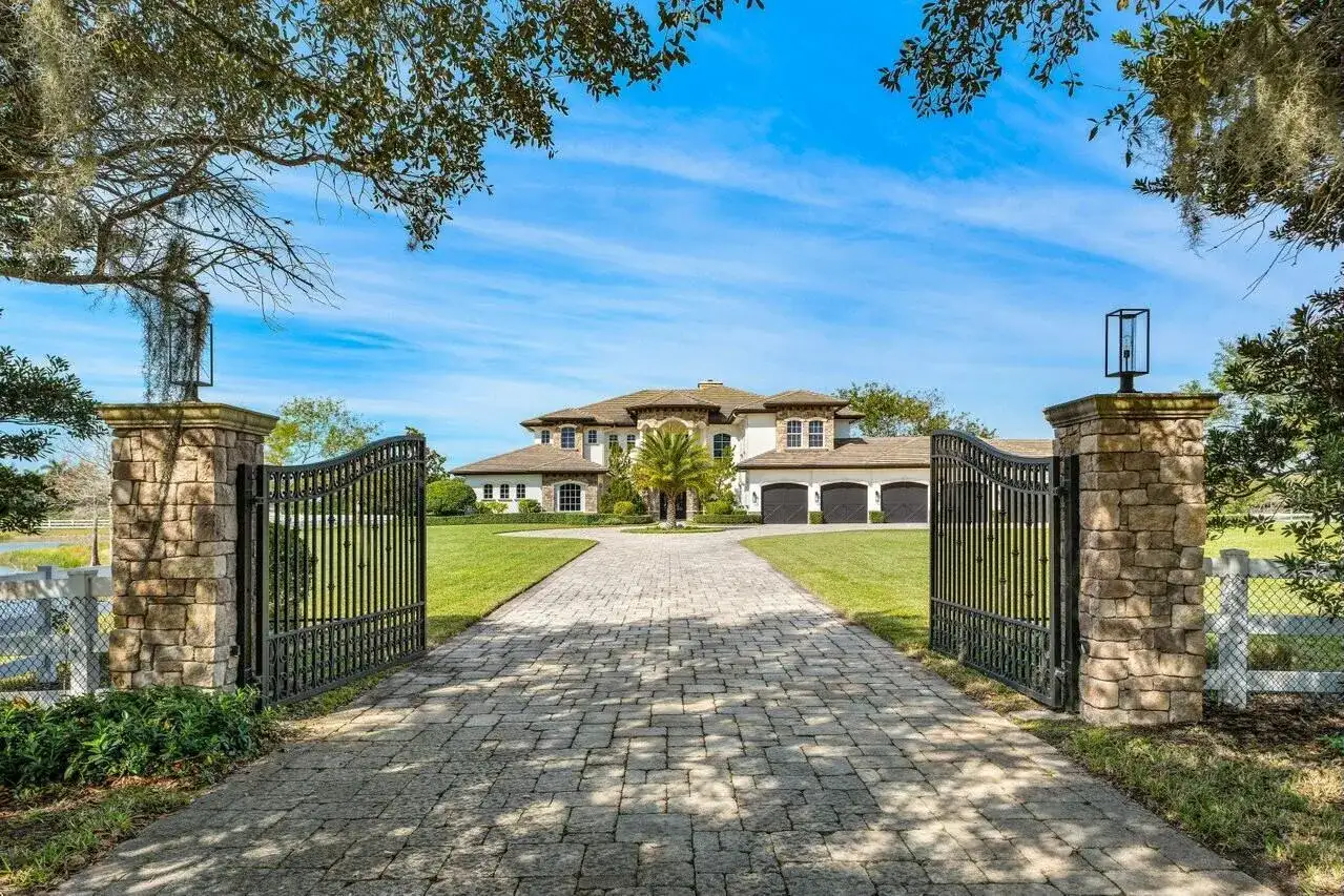 10527 El Paraiso Place, Delray Beach FL 33446 photo 2
