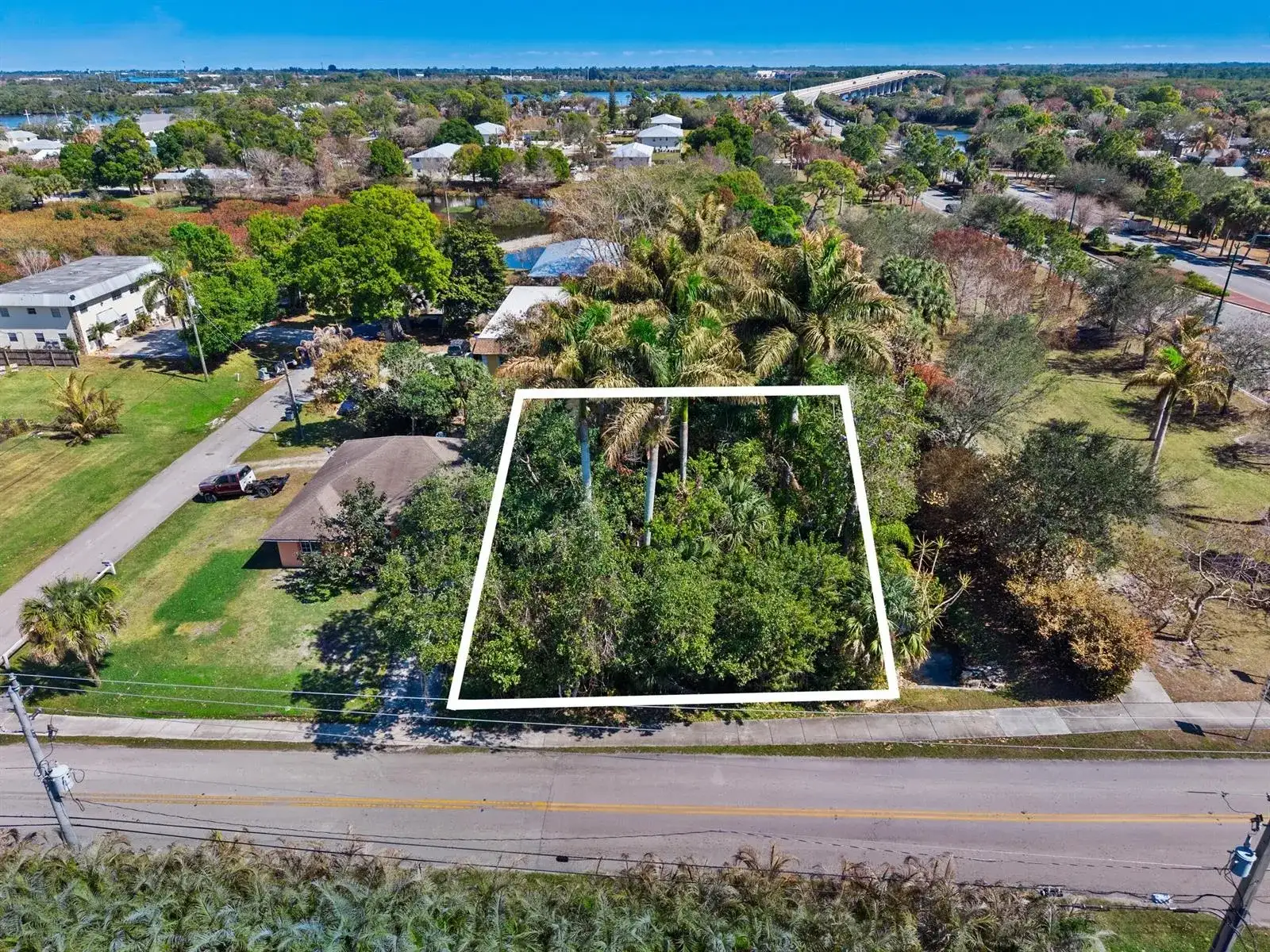 3529 SW Cornell Avenue, Palm City FL 34990 photo 2