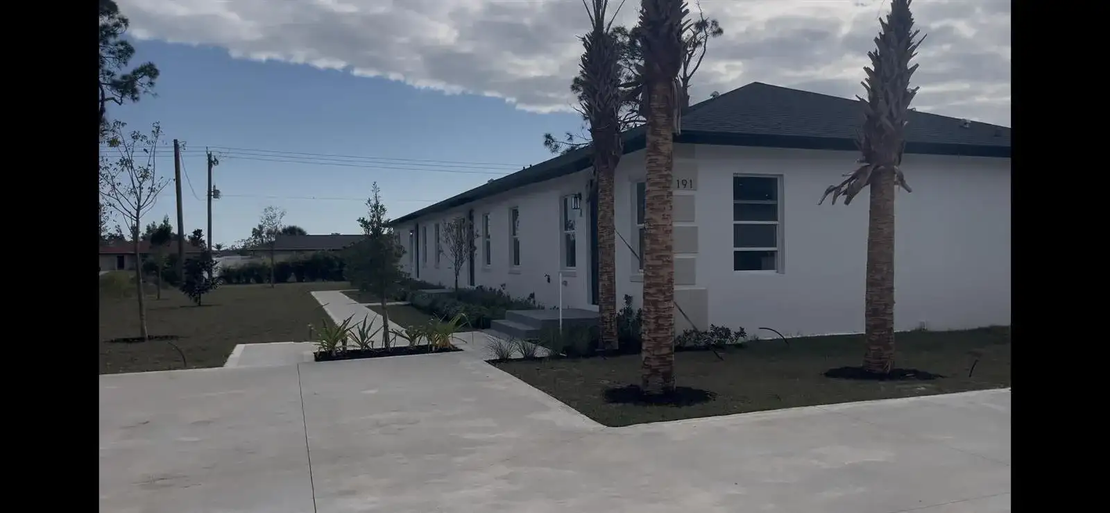 195 Rotonda Boulevard W Unit c, FL 33947 photo 2