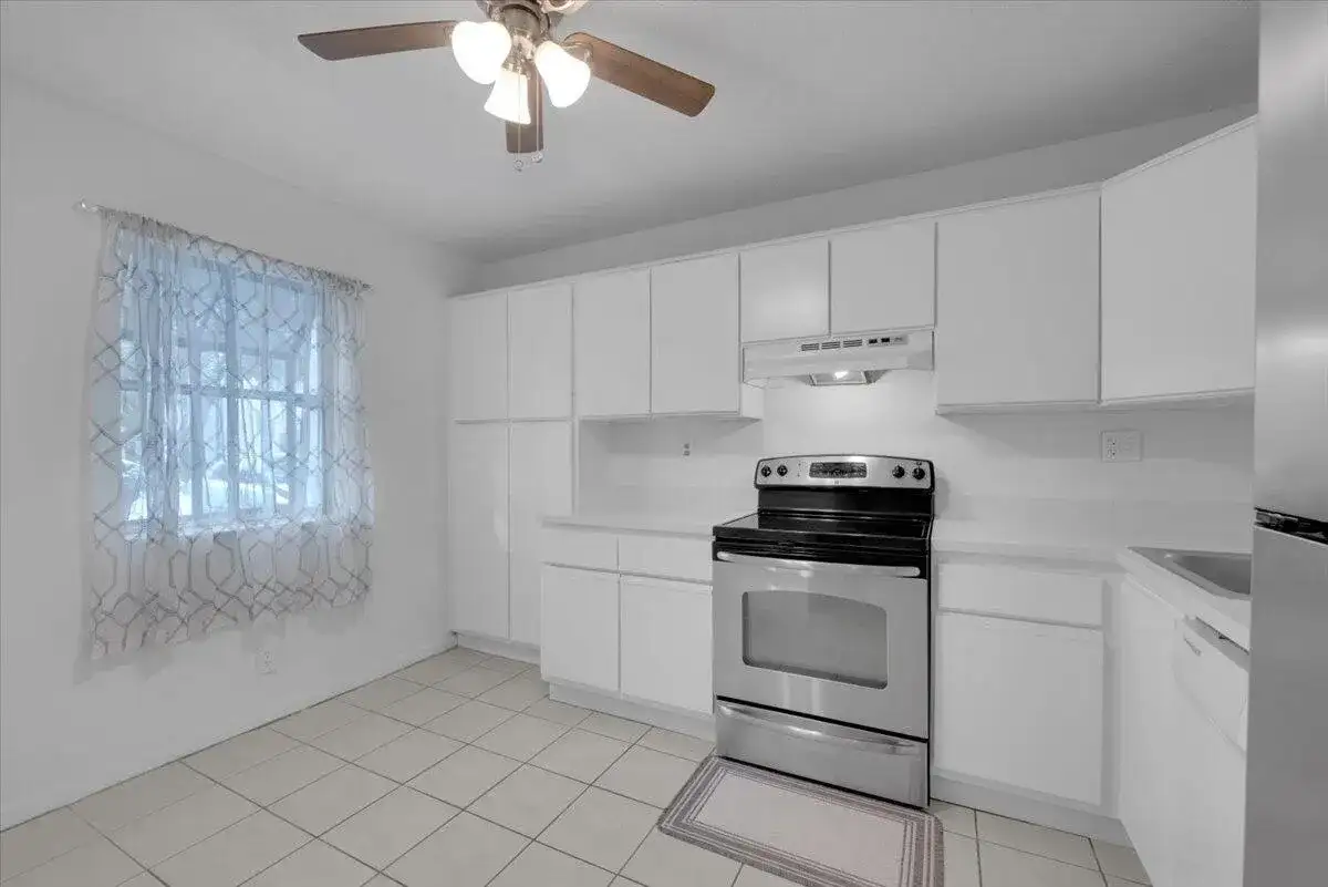 4718 NW 82nd Avenue # 1706, Lauderhill FL 33351 photo 4
