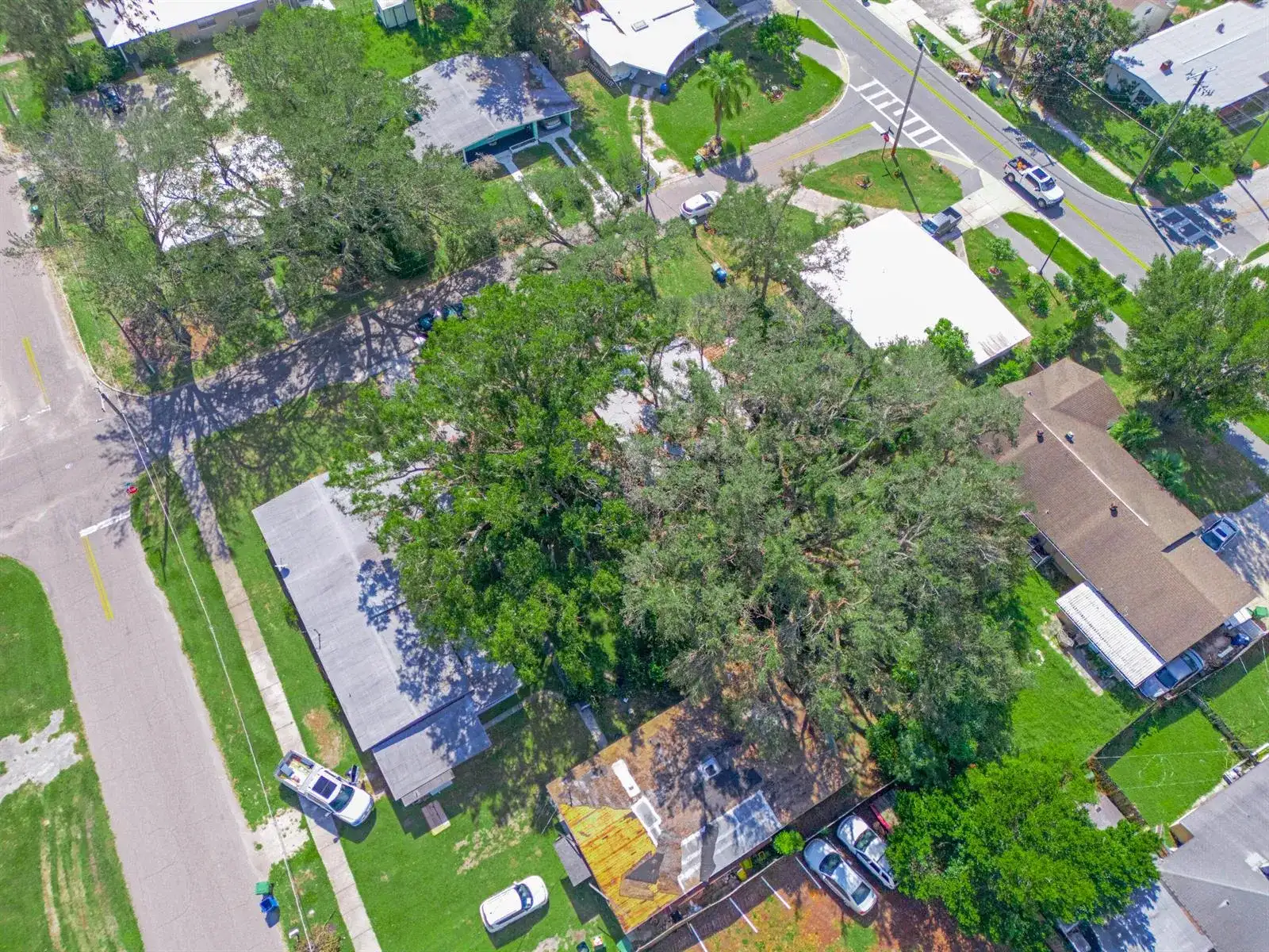 657 Ave C SW, Winter Haven FL 33880 photo 5