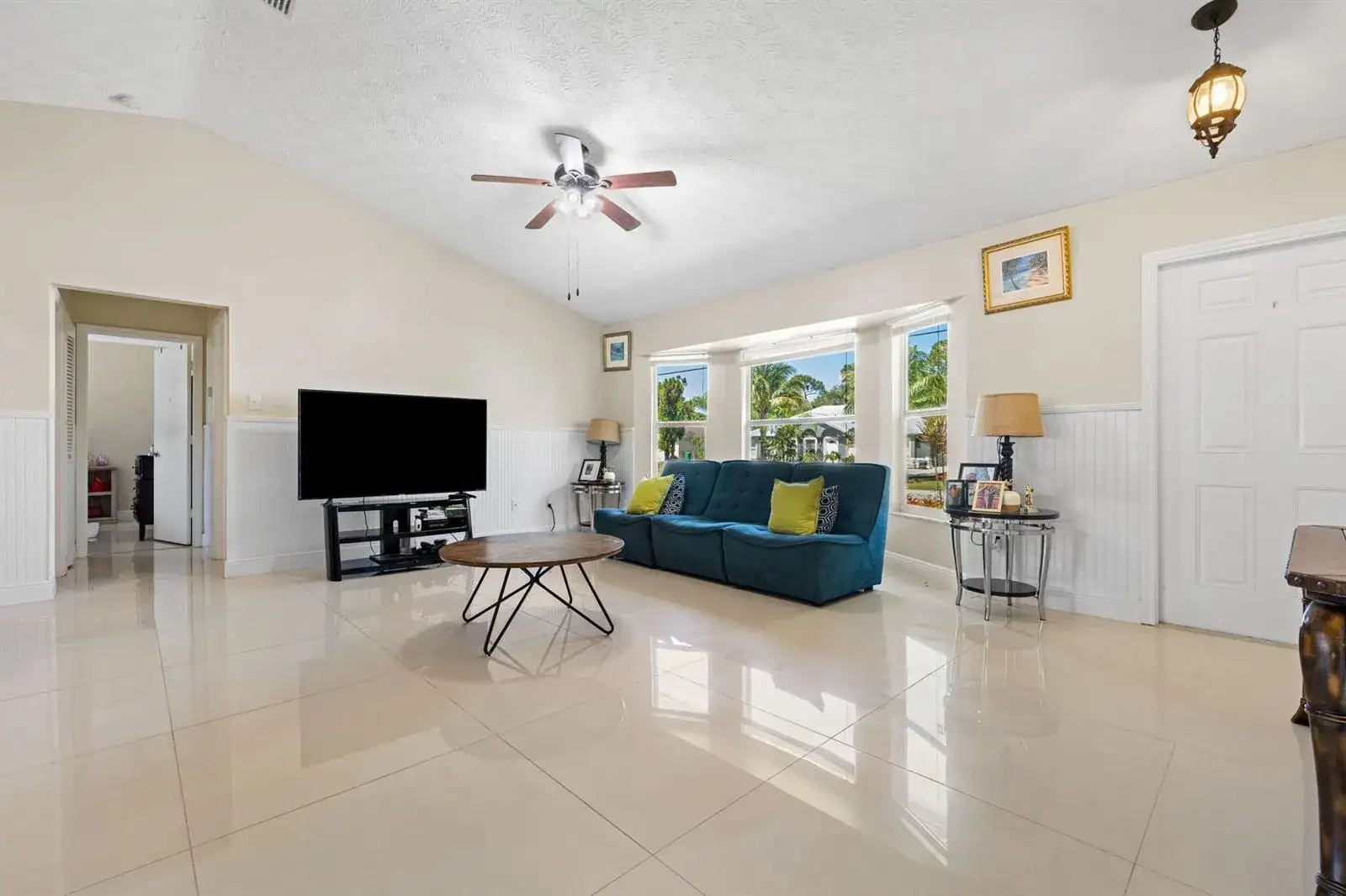932 SE Damask Avenue, Port St. Lucie FL 34983 photo 4