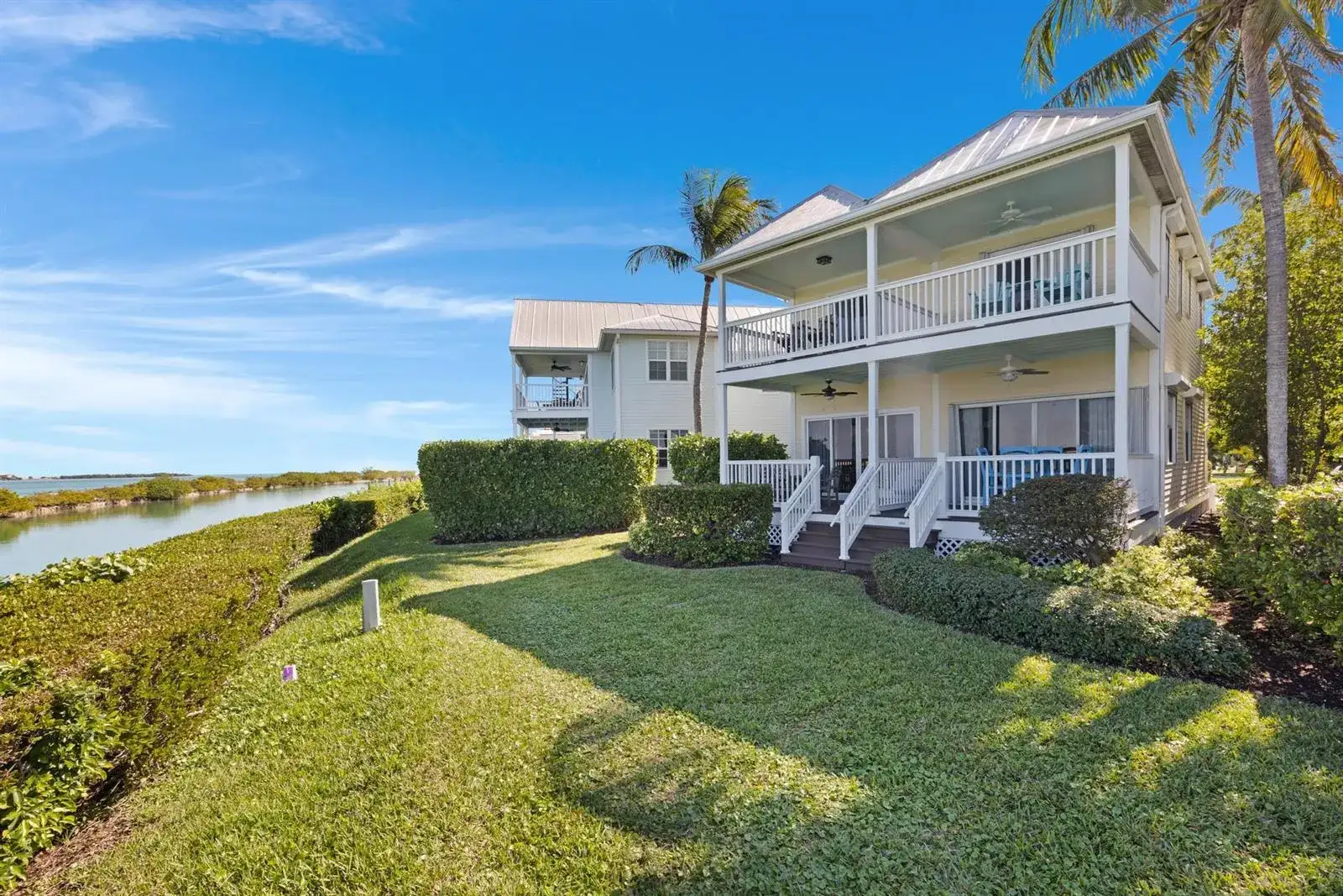2002 Marina Villa Drive, FL 33050 photo 2