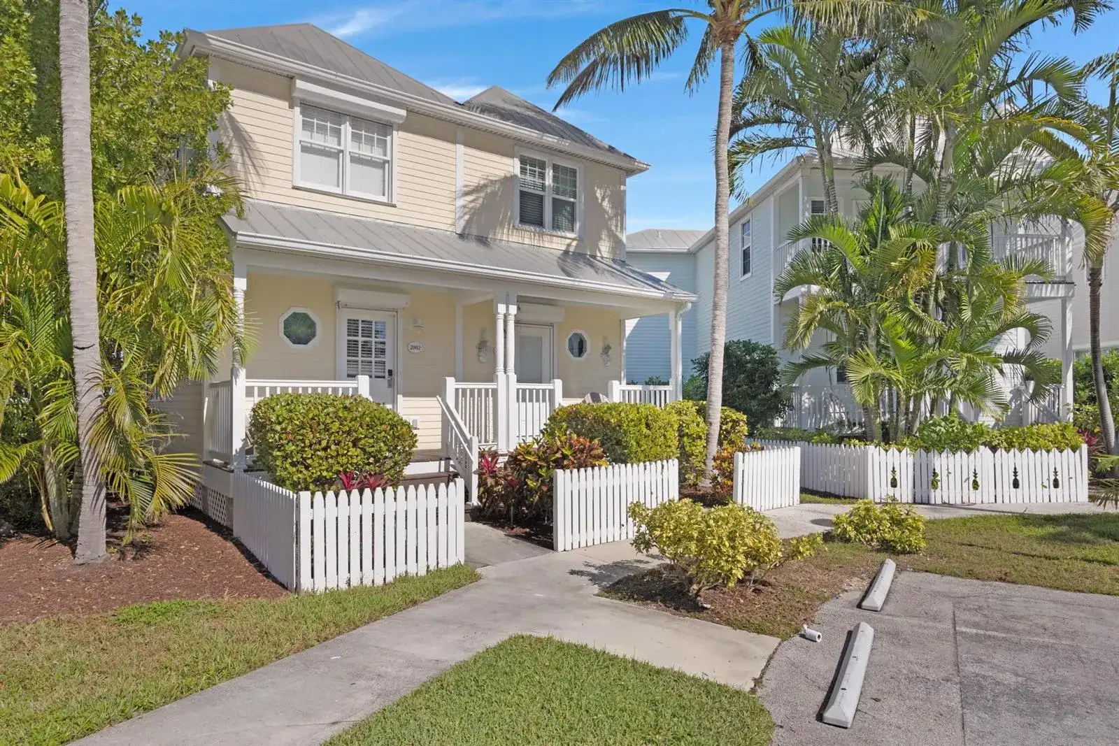 2002 Marina Villa Drive, FL 33050 photo 4