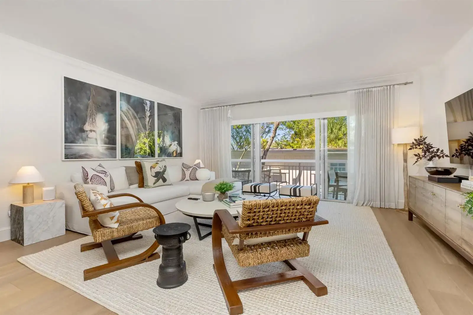 250 Bradley Place # 307, Palm Beach FL 33480 photo 2