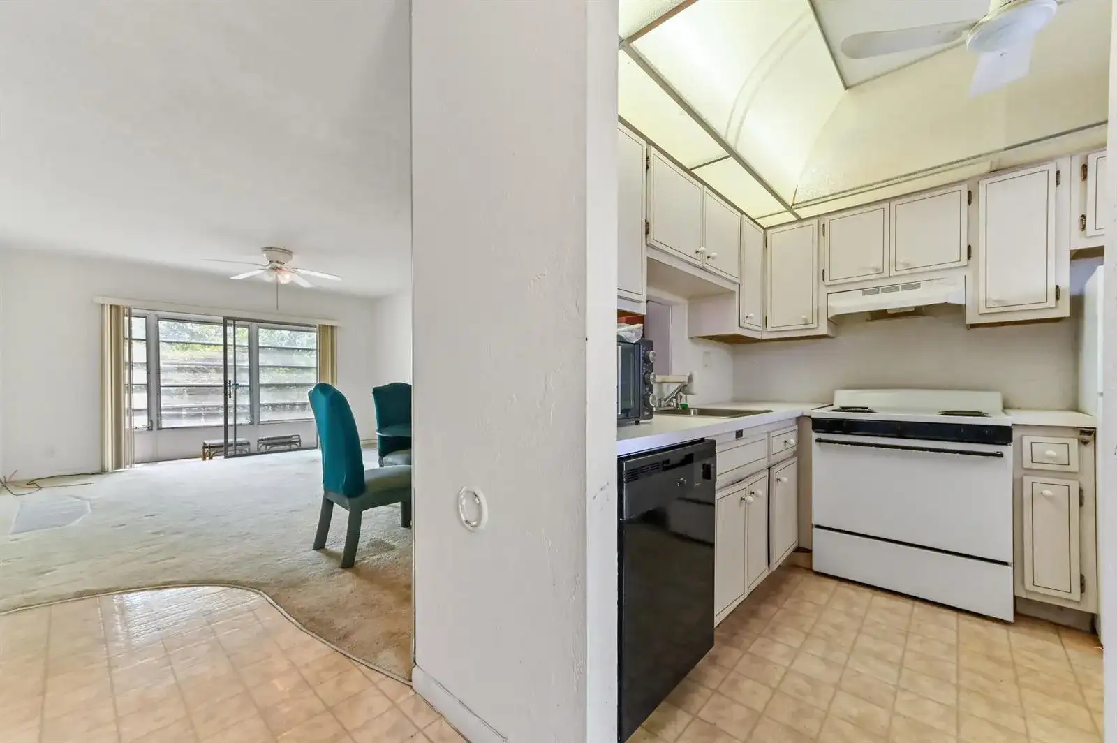 4321 NW 16th Street # C302, Lauderhill FL 33313 photo 5
