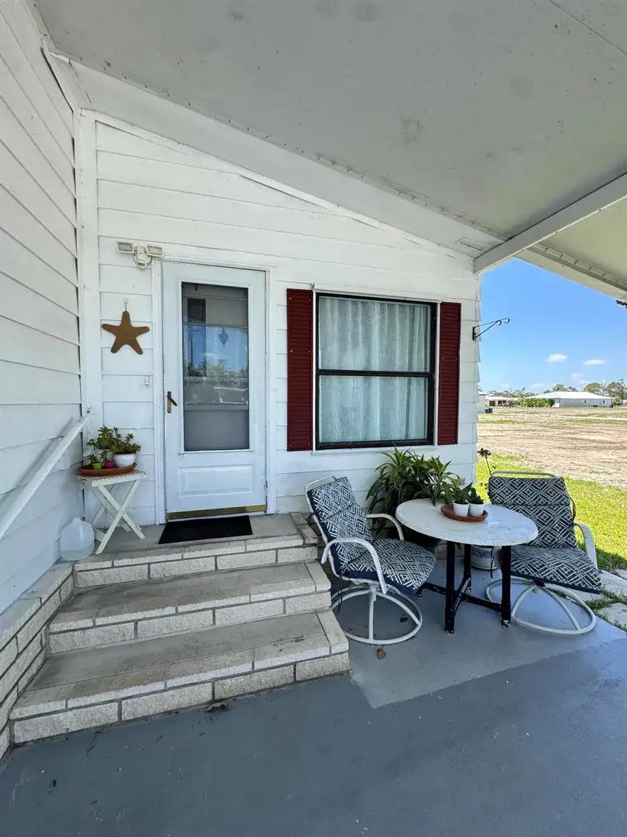 24 Villa Del Norte, Fort Pierce FL 34951 photo 3