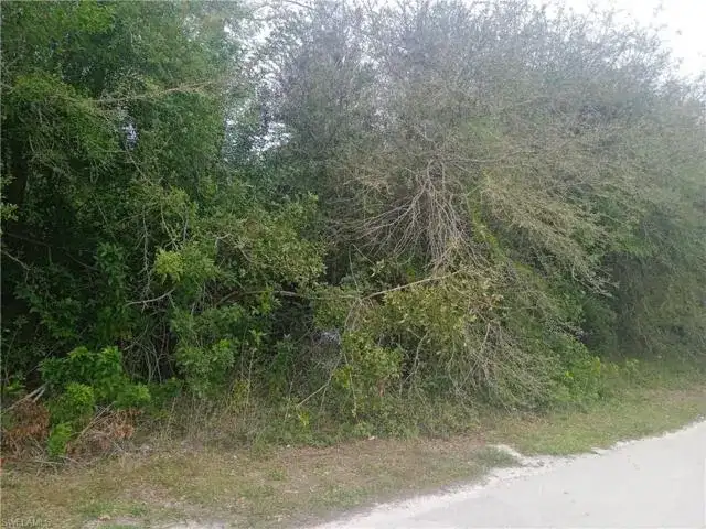 3512 SW 26th Street, Lehigh Acres FL 33976 photo 2