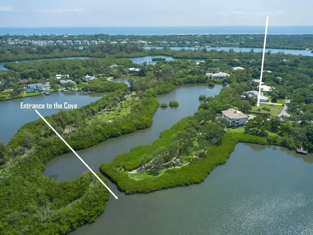 2660 Riverview Court, Vero Beach FL 32963 photo 3