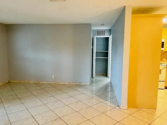 4491 NW 1st Terrace, Deerfield Beach FL 33064 photo 5