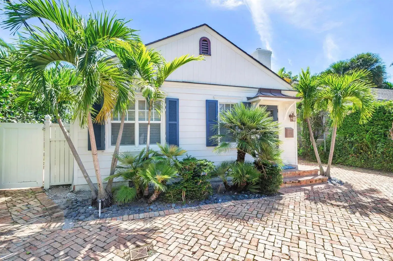 231 Cocoanut Row, Palm Beach FL 33480 photo 3