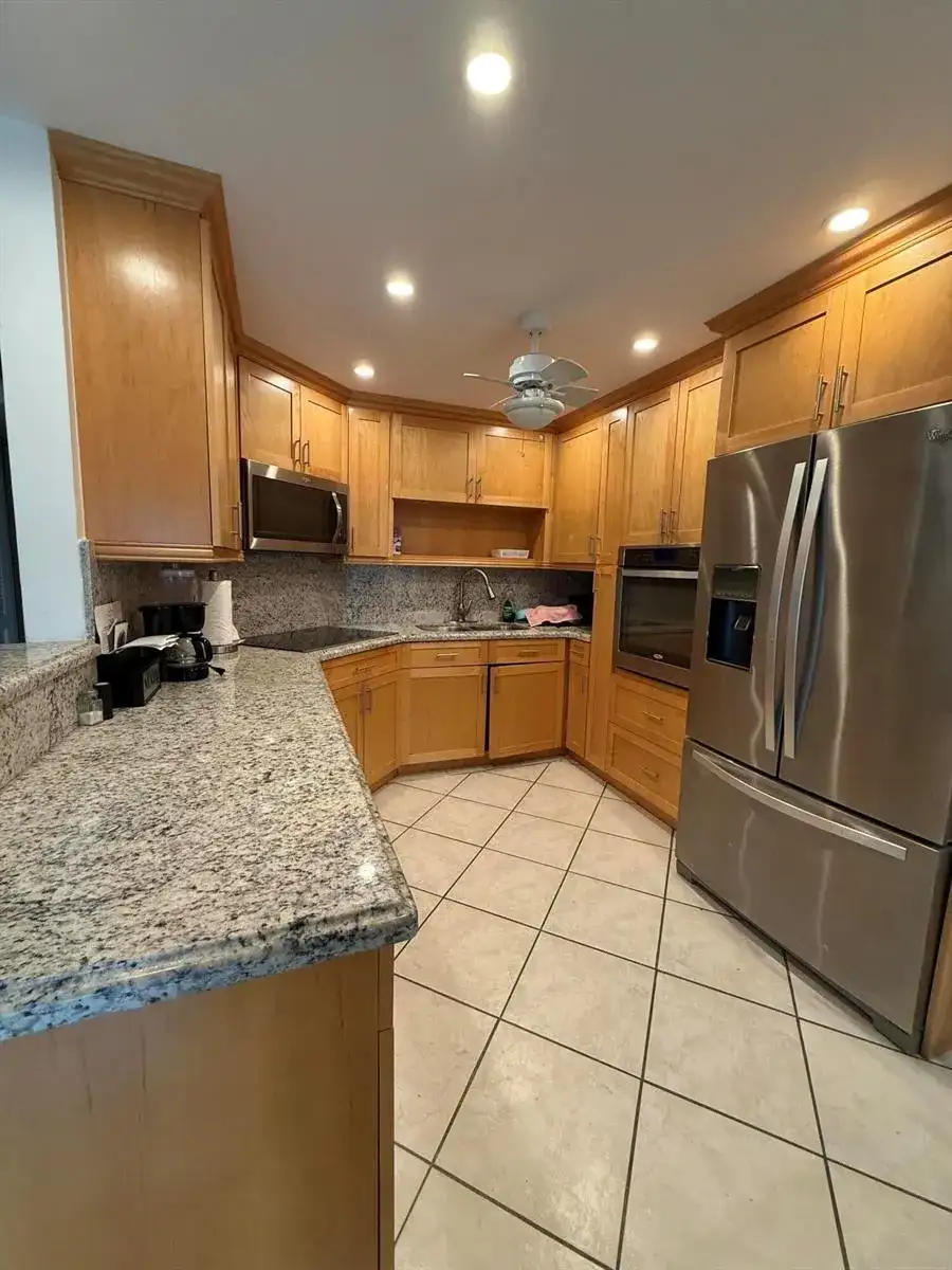 1046 Wolverton C, Boca Raton FL 33434 photo 4