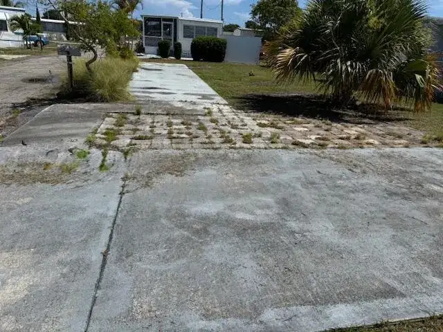 2023 St Lucie Blvd, Fort Pierce FL 34946 photo 3