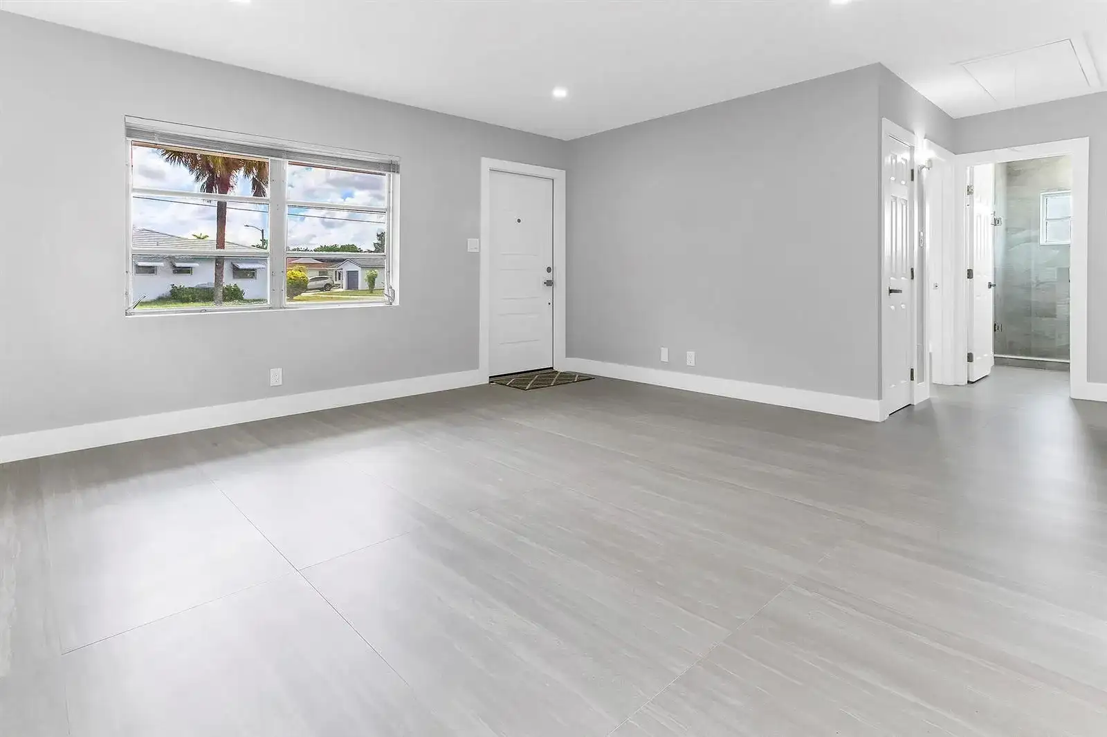 7609 NW 70 Avenue, Tamarac FL 33321 photo 4