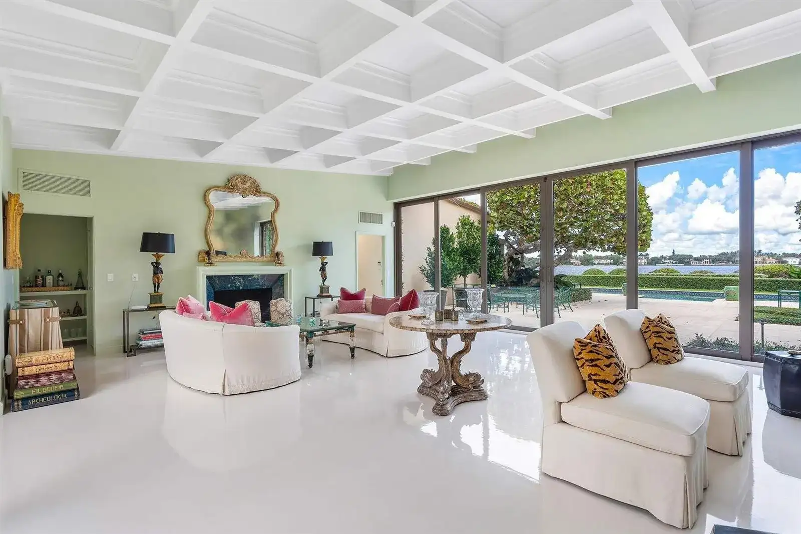 748 Island Drive, Palm Beach FL 33480 photo 4