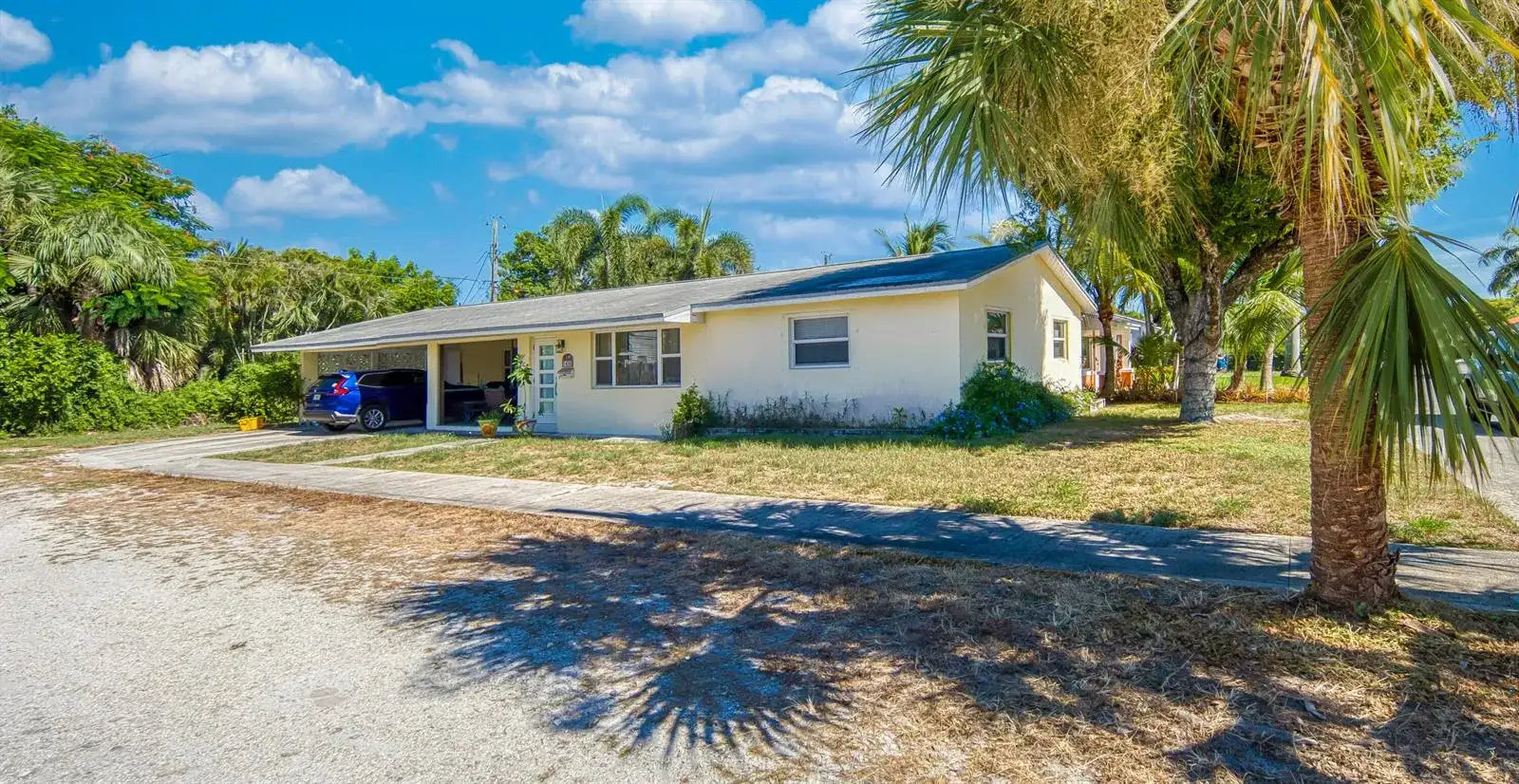 1430 N N Street, FL 33460 photo 3