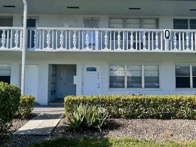 336 Northampton Q, West Palm Beach FL 33417 photo 2