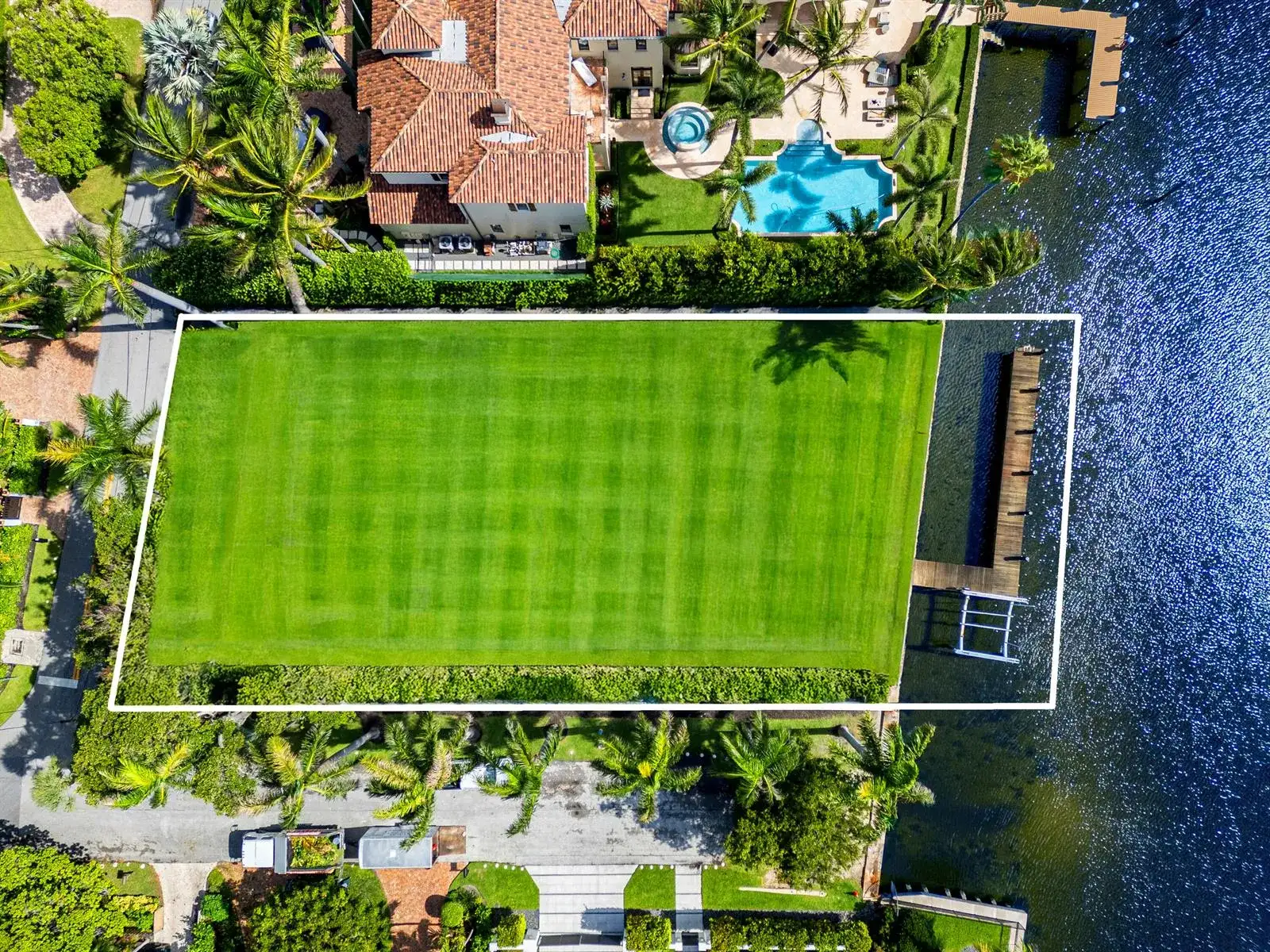 201 Palm Trail, Delray Beach FL 33483 photo 3