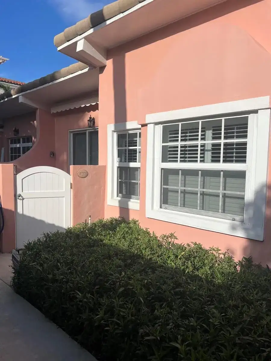 142 Peruvian Avenue # 101, Palm Beach FL 33480 photo 3
