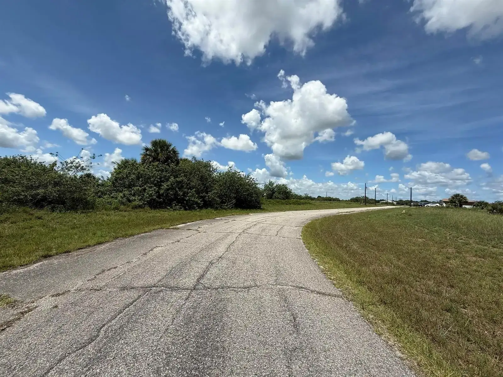 113 Liberty Terrace, FL 33935 photo 3
